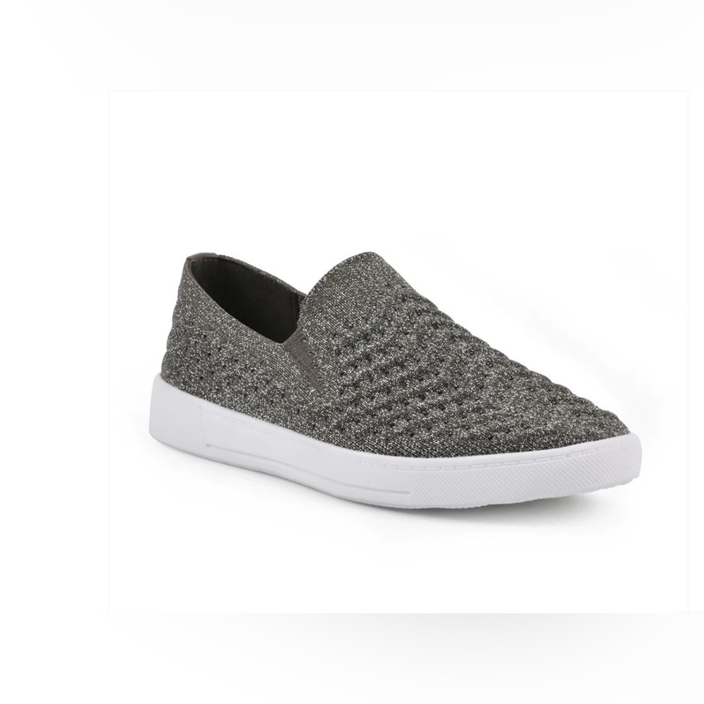 WOMEN'S WHITE MOUNTAIN UNIT SLIP-ON SHOES